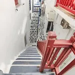 The Sunday House In The Heart Of Mykonos Town